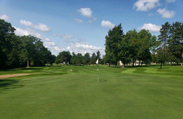 Rolling Greens Golf Course