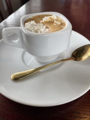 Espresso con panna