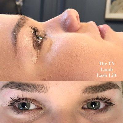 Lash lifts are a lash perm to transform straight, natural lashes to a luscious curl.