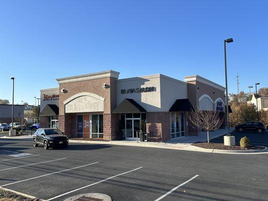 Deer Run Shopping Center - Front