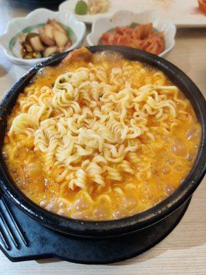 Budae jjigae