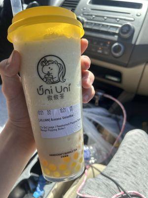 Large passionfruit popping Boba mango popping Boba banana smoothie