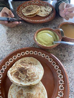 garditas de harina   gorditas de chicharron prensado  gorditas de frijoles con queso