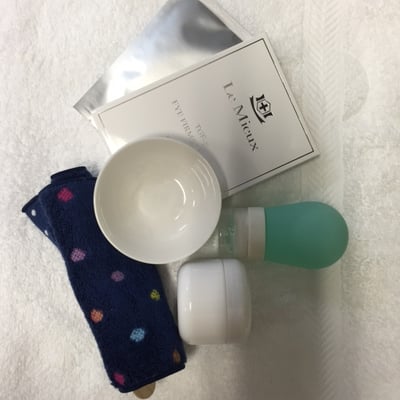 Collagen Lifting Mask Kits with a  TGF-B Booster Eye Mask only $25