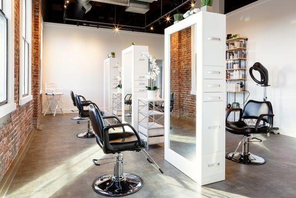 Kiara Mooney Salon and spa