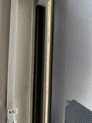 Another gap in the screen to window.