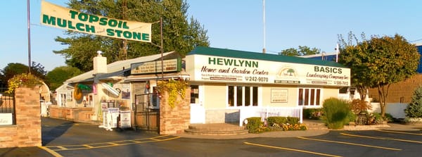 Hewlynn Home & Garden Center