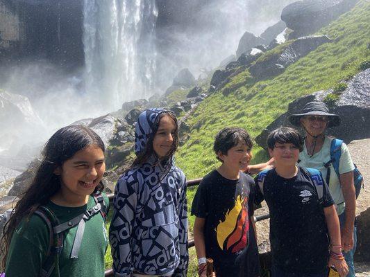 The upper grades are treated to a very special 3 day field trip to Yosemite. An exquisite extension to the school year's field studies.