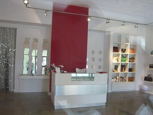 Essence Shoes, retail store - Miami