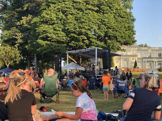 2019 Rock The Mansion featuring Escape The Journey Tribute Band!