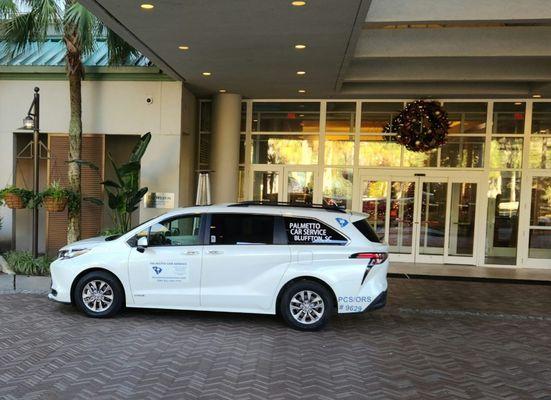 Airport Shuttle Hilton Head Bluffton, Okatie, Ridgeland, Savannah,