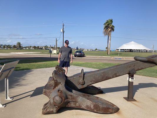 Hubby looking at anchor: