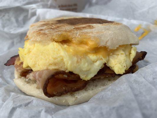 Bacon, egg, and cheese on an English muffin. Pretty darn tasty, I must say.