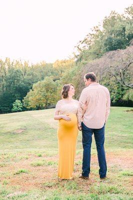 Maternity session at Brookside Gardens in Silver Spring, MD