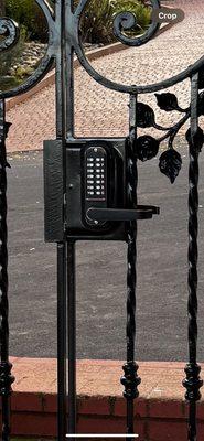 Front gate lock