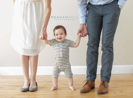 Baby-Handholding-Family-Session