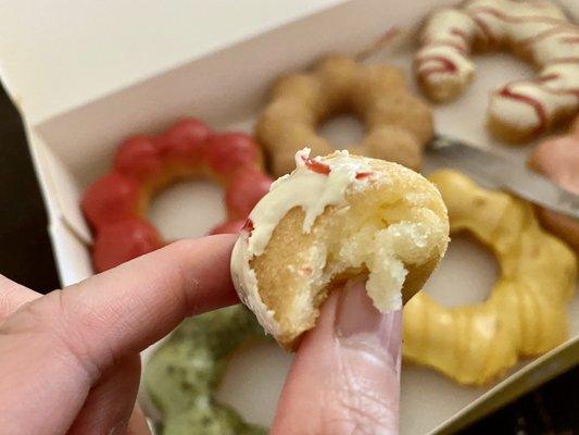 Soft, fluffy, chewy mochi doughnuts