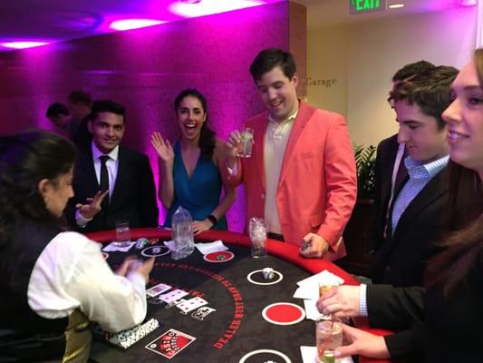 Happy faces at the Blackjack table!