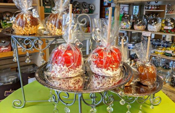 Candy apples with coconut