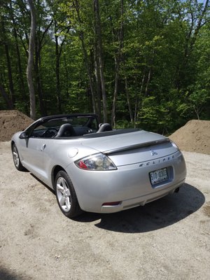 This car runs like a dream and is so much fun to do errands in.  Thank you, Drum Autos, for having this in your inventory!