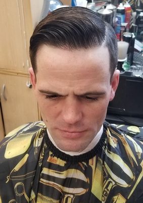 Gentleman's combover taper: Front view