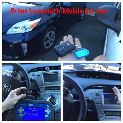 Smart key for 2014 Toyota Prius cut and programmed