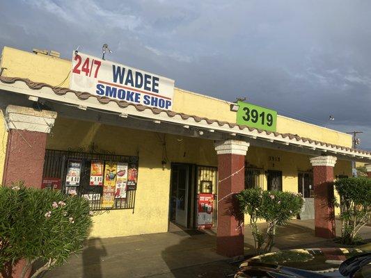 24/7 Wadee Smoke Shop