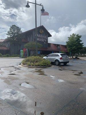 Bass Pro Shop