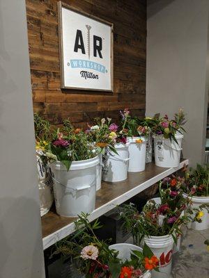 Floral arranging workshop with Bloom Crabapple