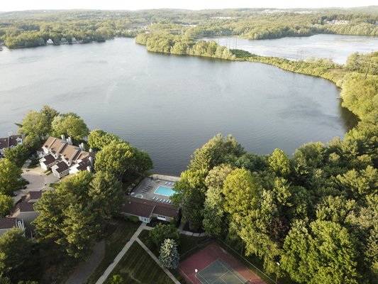 Lake Front Homes