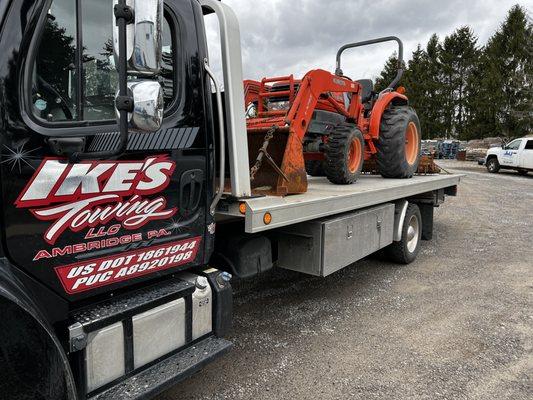 Ike's Towing