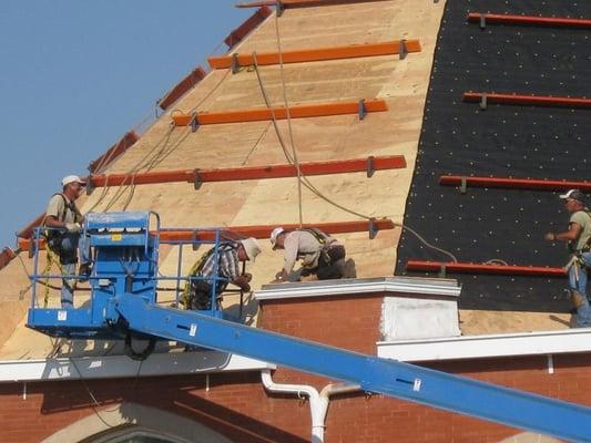 Contractors in Colorado Roofing