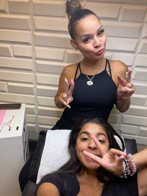 This is what we do on our free time... Lash addicts! Xoxo