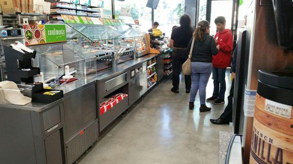 Nice easy to use hot food area next to cashier