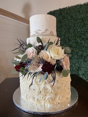 Wedding cake fly