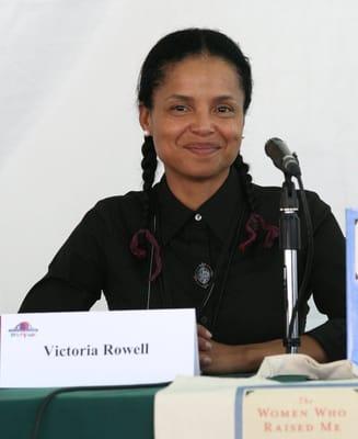 Victoria Rowell at the West Hollywood Book Fair