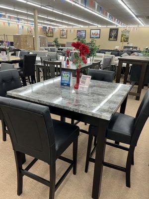 DINING SET