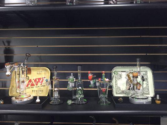 Nice heady rigs all less than 500 bucks. No one around here has prices this nice.