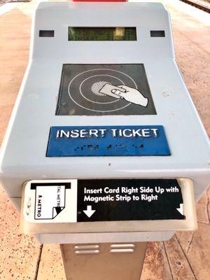 Validate your paper ticket here. If you have a CapMetro RFID, first tap the card on the bullseye, then swipe your reduced fare pass.