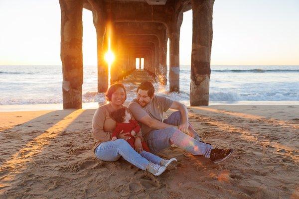 Manhattan beach sunset family portrait