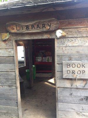 Little play library