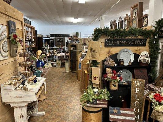 Antiques and country gifts