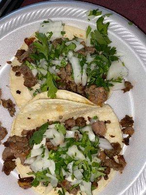 Caren asada tacos.