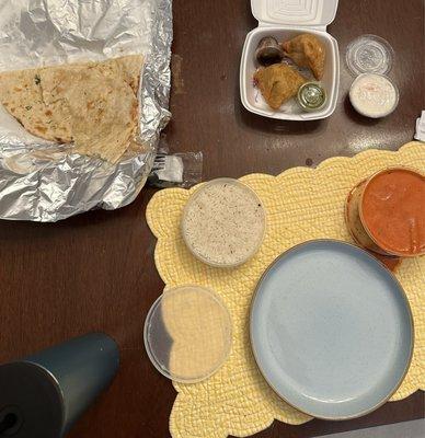 Butter Chicken Mild, garlic Naan Bread, Veggie Samosa