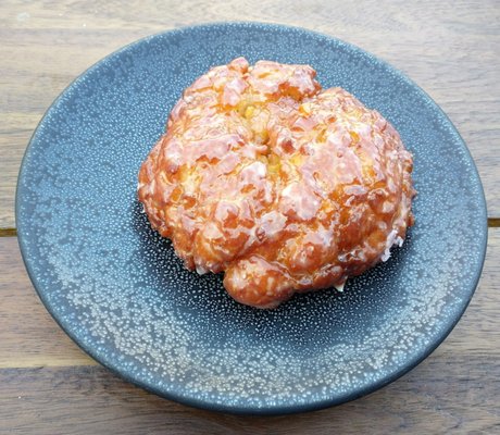 Glaze 'n Daze Donuts 11/28/2020: Apple Fritter with Honey Glaze