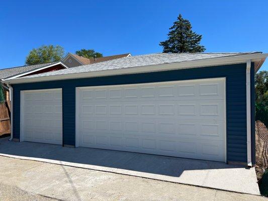 Three Car Garage With Hip Roof.