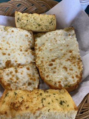 Giavannis Garlic Cheese Bread