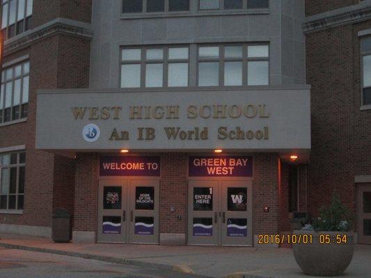 The West entrance to West High School.