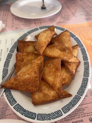 Crab and cheese wonton