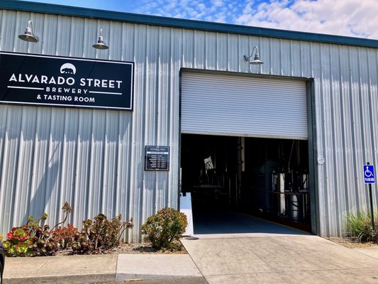 Alvarado Street Brewery & Tasting Room